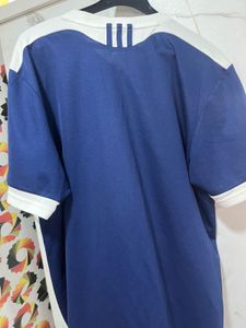 Unisex Adidas T-Shirt