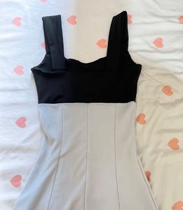 Chic Black and White Bodycon Dress