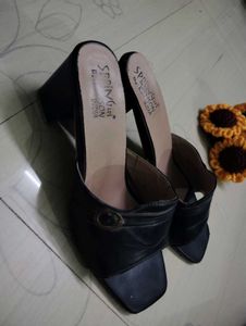 Stylish Black Slip-On Sandals