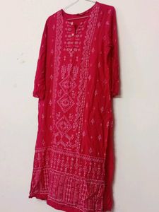 Vibrant Pink Embroidered Kurta