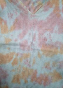 Tie-Dye Puff Sleeve Top
