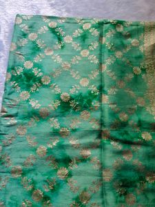 Stylish Banarsi Saree (Women's)