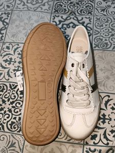 White Casual Sneakers moyo comfit