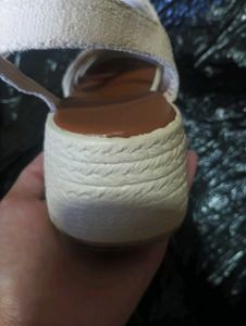 Stylish Women's Cutout Sandals