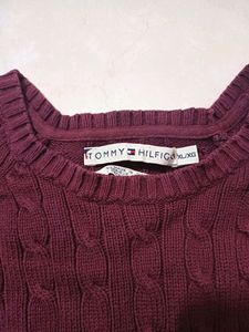 🧶 Burgundy Cable Knit V-Neck Sweater 🧶