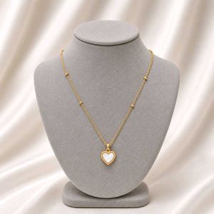 Chic Heart Pendant Necklace