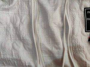 Classy Hoodie for women/pink and white
