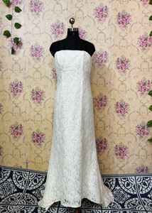 Elegant White Lace Bridal Gown