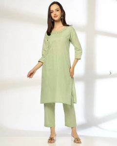 Avaasa mix n match kurta with pant set