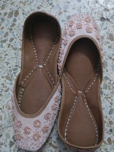 lovely peach mojiris