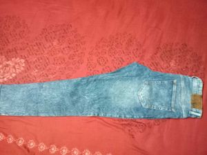 Stylish Blue Wash Jeans