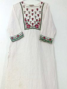 🌸 White Embroidered Kurti 💃price Drop Buy₹450🥳