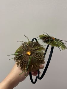 Black feather hair band