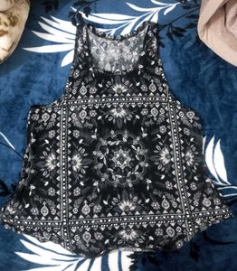 Printed Tank Top 🖤