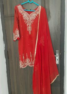 Elegant Yellow Embroidered Kurta