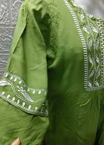 Green Short Kurta For Medium Size Women