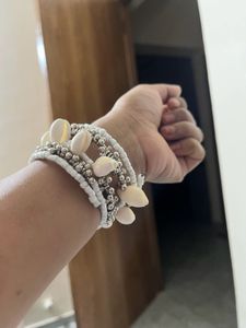 Boho Seashell Beaded Bracelet