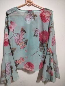 Floral Print Ruffled Chiffon Blouse