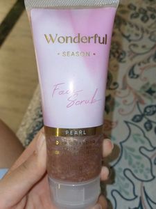 Wonderful Season Pearl Face Scrub