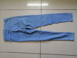 Light Wash Skinny Jeans