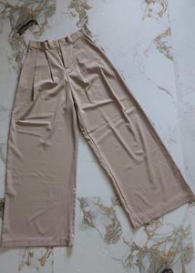 Wide Leg Pleated Trousers