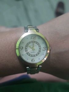 Elegant Gold and silver Tone Quartz Watch