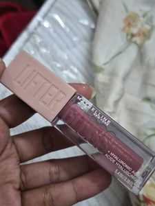 Maybelline Lifter Gloss - Petal shade