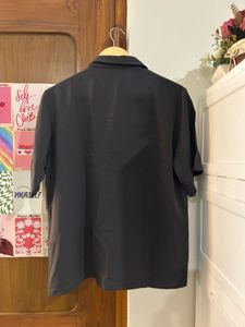 Chic Black Short Sleeve Button-Up Top