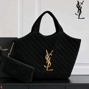 YVES SAINT LAURENT*  *SUEDE ICARE MAXI CARRE-QUILT