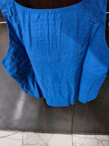 Blue Square Neck Sleeveless Top