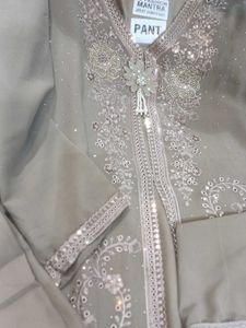 Embellished Kurta Set with Pants