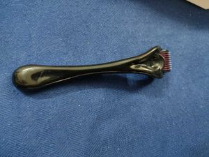 DRS Derma roller system