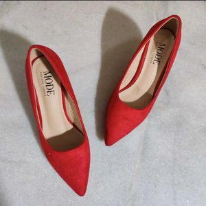 🆕 Chic Red Pointed Toe Heels