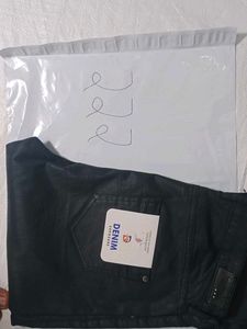 Stylish Black Jeans