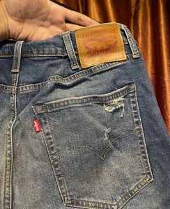 Levi’s Men Straight Fit Distressed Heavy Jeans