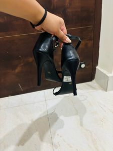 Women Black Pencil Heels