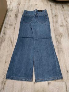 Ma6078 Cool Man bootcut jeans waist 28 inches