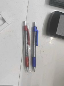 Set of 2 Spring Stylish Pens