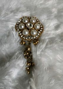 Exquisite Pearl and Crystal Brooch/Pendant