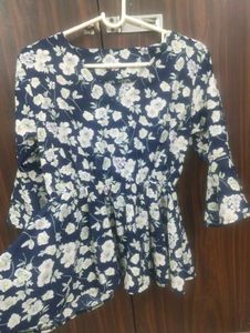 Floral Print V-Neck Peplum Top