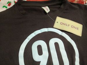New With Tag Ftted brown basic Tshirt