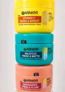 Garnier Face Moisturiser Lot