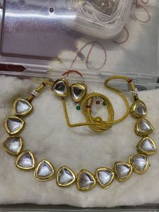 Kundan jewellery set