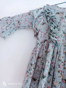 Vintage Floral Ruffle Top🌸✨