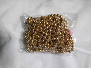Gold Tone Beaded Necklace