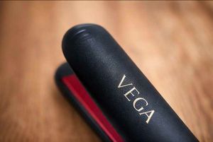 Vega Hair Straightener