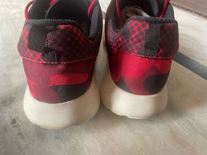 Nike Roshe Camo Sneakers