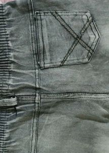 Trendy Denim Jeans