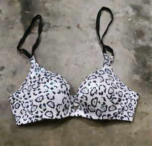 Victorias Secret Leopard Print Bra