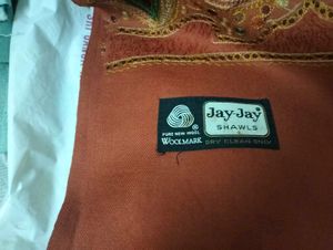 Embroidered showal